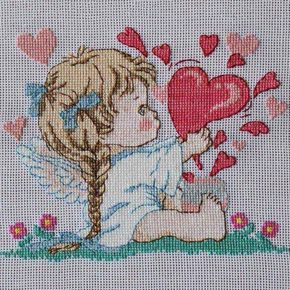 Ангел с сердечками