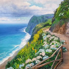 Цветущая гортензия на Азорских островах