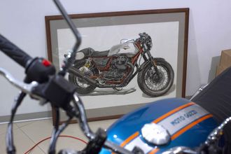 Мотоцикл Moto Guzzi V7 III Racer, рисунок