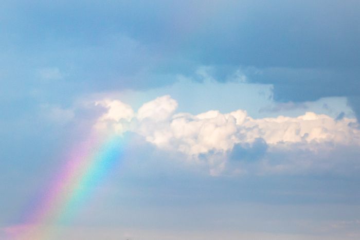 Радуга и облако