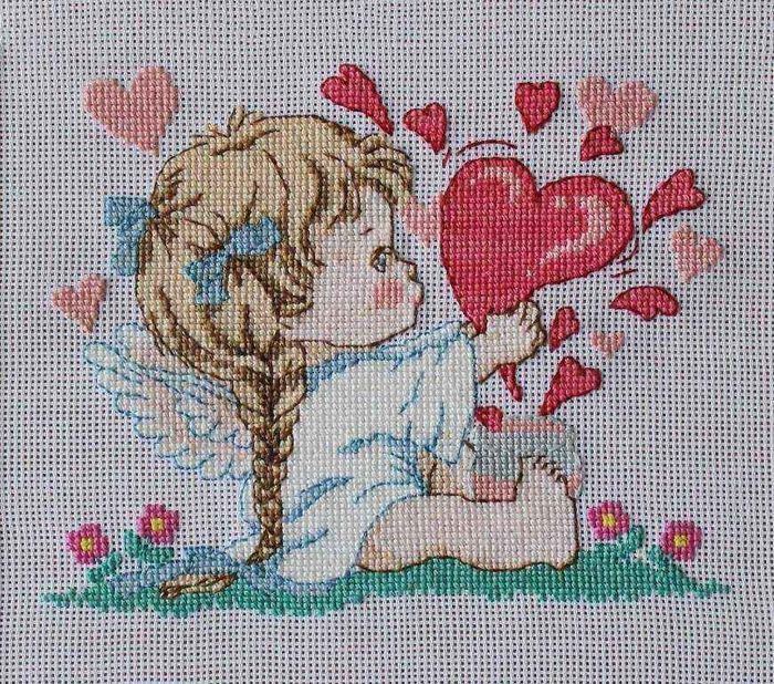 Ангел с сердечками